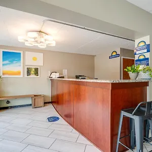 ** Hotel Days By Wyndham Saint Thomas West Hospital United States