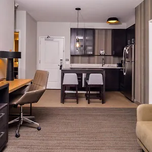 Hotel By Marriott Steele Creek